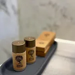 Jolie Boutique