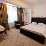 Hotel Jolie Boutique 4*