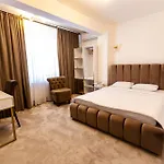 Hotel Jolie Boutique 4*