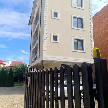 Jolie Boutique Hotel 4*