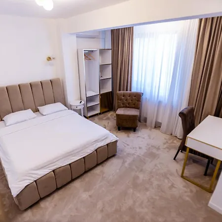 Jolie Boutique Отель