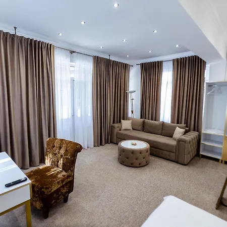 Jolie Boutique Hotel
