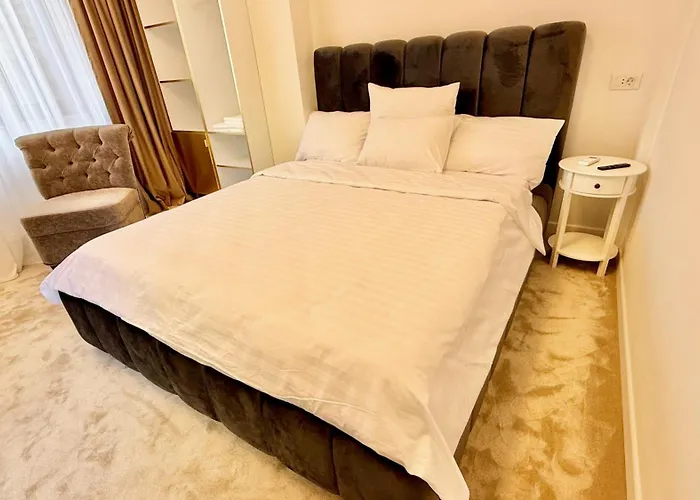 Hotell Jolie Boutique 4*