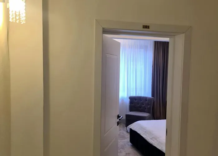 Jolie Boutique Hotel