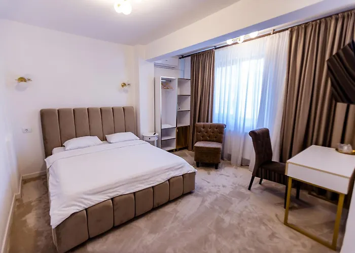 Jolie Boutique Hotel 4*