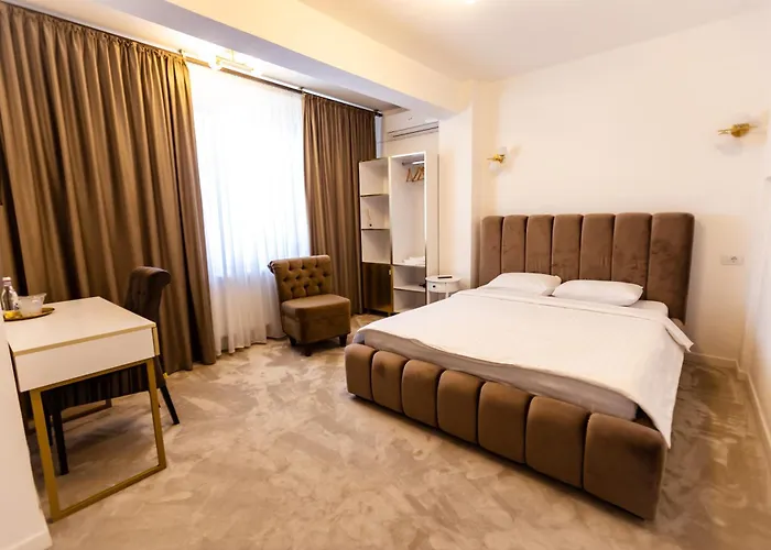 Hotel Jolie Boutique 4*